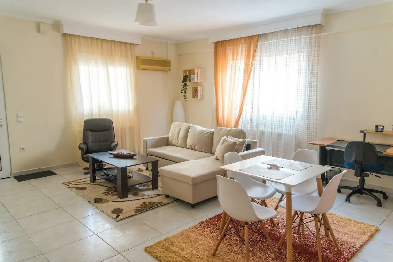 Modern And Quiet Few Minutes From The City Center Θεσσαλονίκη